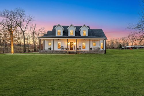 5574 Dowlen Rd, Cedar Hill, TN, 37032-9136 | Card Image