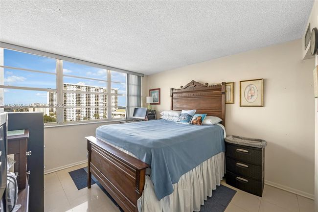 APT-1202 - 1400 S Ocean Dr, Condo with 2 bedrooms, 2 bathrooms and null parking in Hollywood FL | Image 27