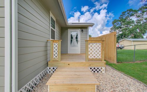 16794 Ardmore St, Conroe, TX, 77302-5393 | Card Image