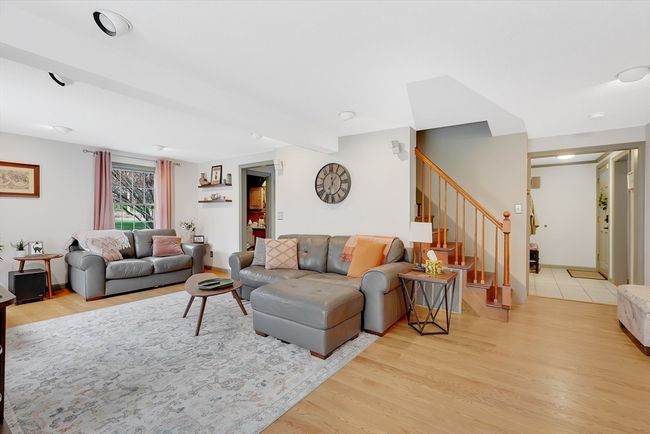 569 Somers Rd, House other with 4 bedrooms, 3 bathrooms and 6 parking in East Longmeadow MA | Image 9