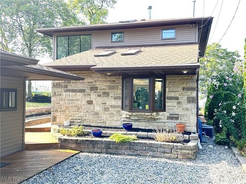 4419 E Lake Rd, Sheffield Lk, OH, 44054-1203 | Card Image