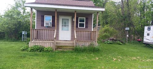 4225 Canal Dr, Fairgrove, MI, 48733-9777 | Card Image