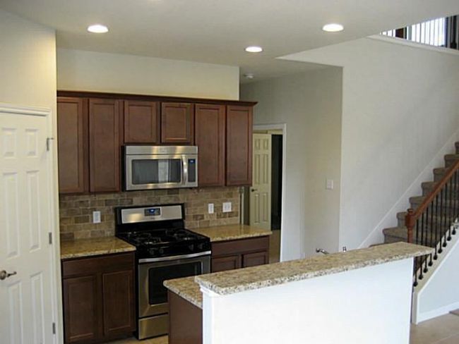 APT-123 - 11400 W Parmer Ln, House other with 3 bedrooms, 3 bathrooms and 1 parking in Cedar Park TX | Image 4