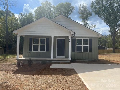 206 Andrews St, East Spencer, NC, 28144-8703 | Card Image