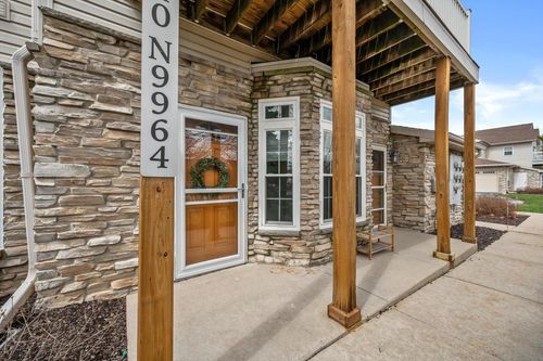 W140N9964 Seven Pines Way, Germantown, WI, 53022-6633 | Card Image