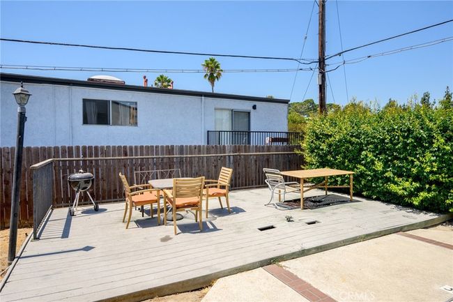 5 - 3827 W Avenue 41, Condo with 3 bedrooms, 3 bathrooms and 2 parking in LOS ANGELES CA | Image 32