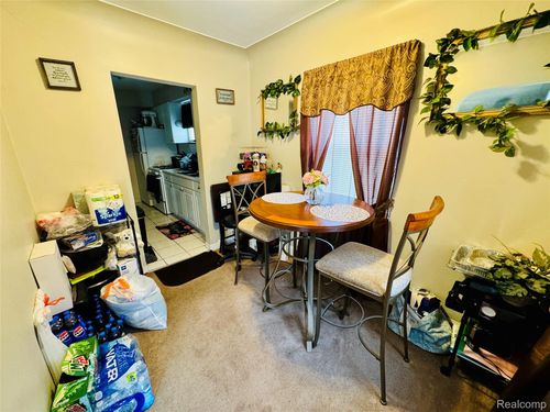 7003 Rivard Ave, Warren, MI, 48091-2921 | Card Image