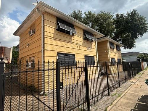 2853 Dryades St, New Orleans, LA, 70115-5158 | Card Image