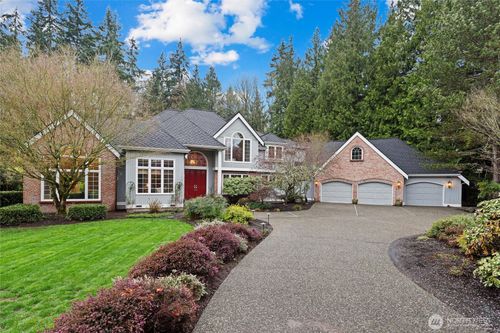 13543 160th Ave Ne, Redmond, WA, 98052-1762 | Card Image
