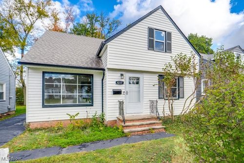 4237 Verona Rd, South Euclid, OH, 44121-3111 | Card Image