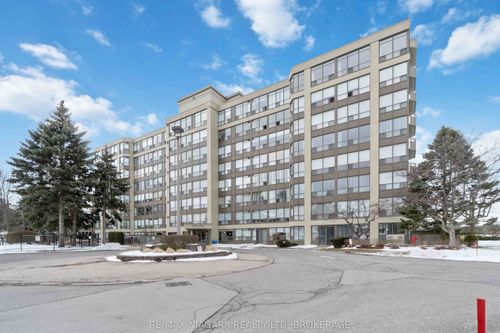 210-5100 Dorchester Rd, Niagara Falls, ON, L2E7H4 | Card Image
