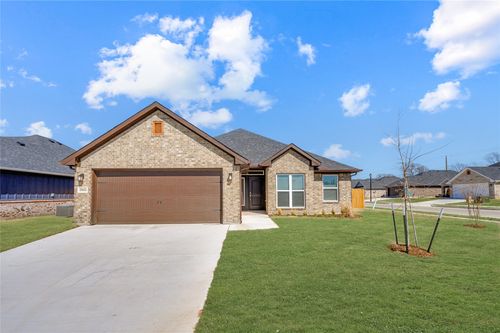 2801 Tulip Dr, Sherman, TX, 75092-3642 | Card Image