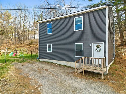 312 Old Brunswick Road, Gardiner, ME, 04345 | Card Image