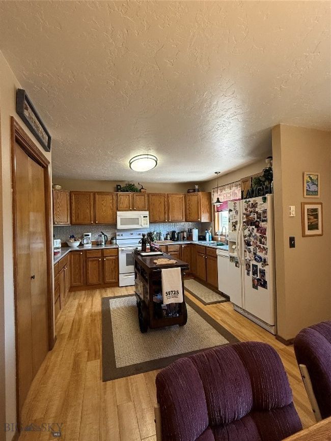 19970 Mt Highway 91 N, House other with 3 bedrooms, 2 bathrooms and null parking in Glen MT | Image 11