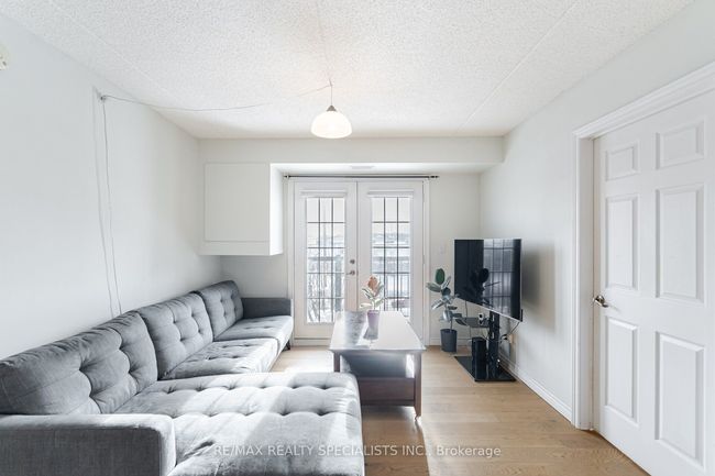303 - 2035 Appleby Line, Condo with 2 bedrooms, 1 bathrooms and null parking in Burlington ON | Image 10