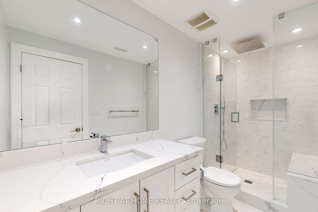 9 John Smith St, House attached with 5 bedrooms, 5 bathrooms and 3 parking in Holland Landing ON | Image 23