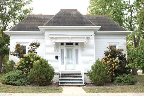 610 W North 3rd St, Shelbyville, IL, 62565-1419 | Card Image