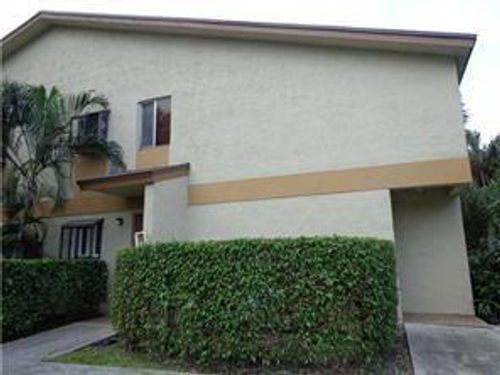 apt-104-111 Gardens Dr, Pompano Beach, FL, 33069-0943 | Card Image