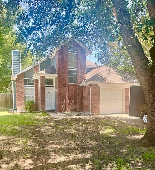5604 Shady Springs Trl, Fort Worth, TX, 76179-3724 | Card Image