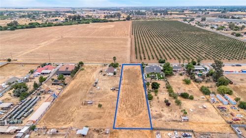 101 Arizona Avenue, Madera, CA, 93638 | Card Image