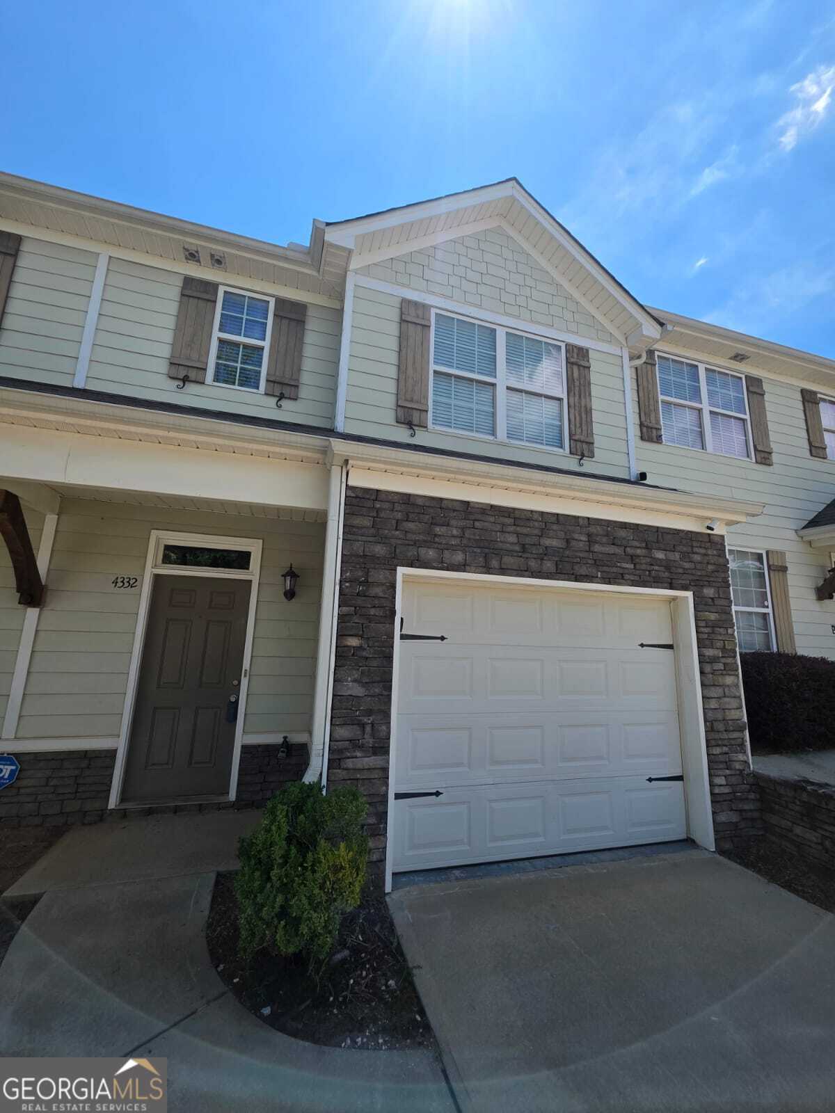 Residential Lease in East Point