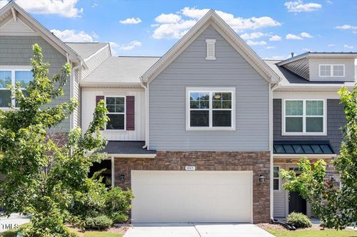 1045 Flagler St, Durham, NC, 27713-8377 | Card Image