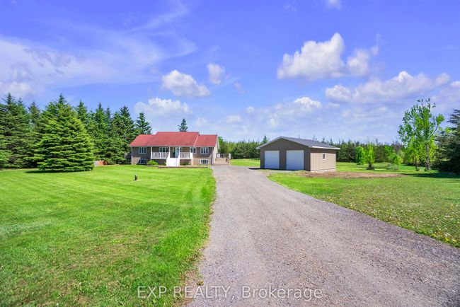854 Scuttlehole Rd, House other with 5 bedrooms, 3 bathrooms and 12 parking in Roslin ON | Image 49