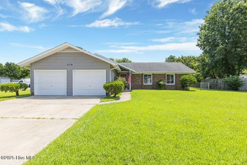 218 Branchwood Dr, Jacksonville, NC, 28546-5907 | Card Image