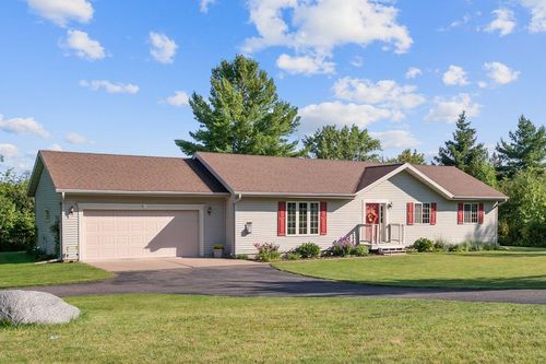 2105 Lindstrom Dr, Ashland, WI, 54806-3540 | Card Image