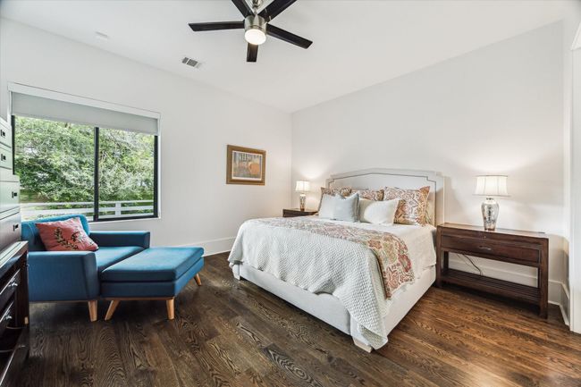 1010 Waltway Dr, House other with 5 bedrooms, 6 bathrooms and 2 parking in Houston TX | Image 33