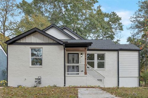 208 Watson Cir Se, Atlanta, GA, 30317-2619 | Card Image