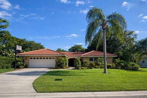2 Sunset Bay Dr, Belleair, FL, 33756-1644 | Card Image