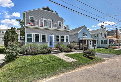 214 Narragansett Ave, Barrington, RI, 02806-1021 | Card Image