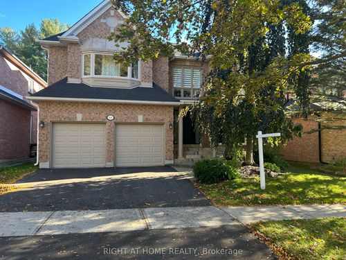 100 Carlyle Cres, Aurora, ON, L4G6P7 | Card Image