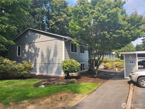 a3-2929 Se Mile Hill Dr, Port Orchard, WA, 98366-6201 | Card Image