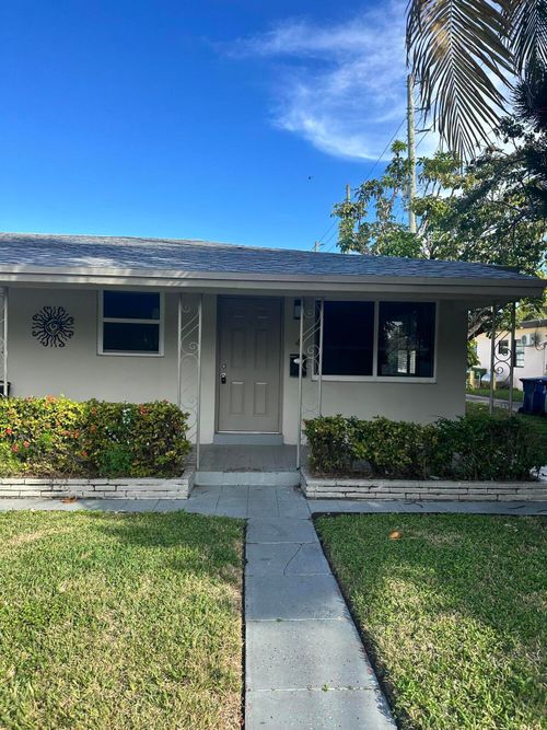 3-800 Moffett St, Hallandale Beach, FL, 33009-2623 | Card Image
