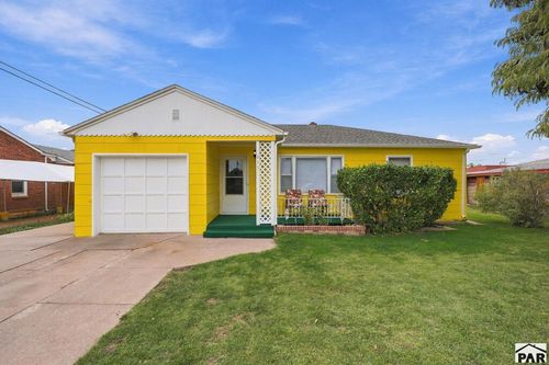411 Kenwood Dr, Pueblo, CO, 81004 | Card Image