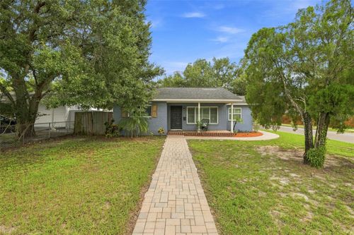 2001 E Hanna Ave, TAMPA, FL, 33610-3566 | Card Image