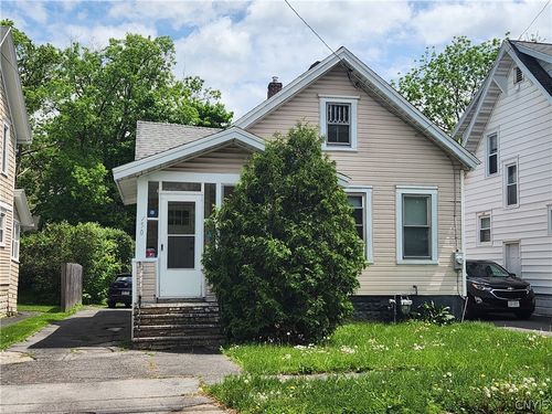 150 Wadsworth St, Syracuse, NY, 13203-1046 | Card Image