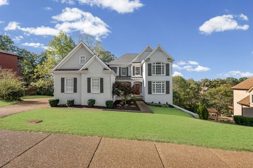 6040 Woodland Hills Dr, Nashville, TN, 37211-8405 | Card Image