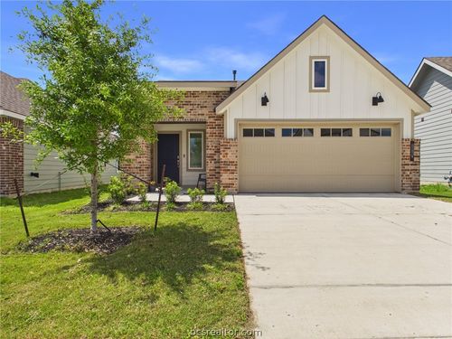 889 Kickapoo Ln, College Station, TX, 77845-2291 | Card Image