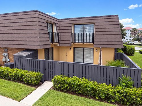 107 1st Way, West Palm Beach, FL, 33407-6667 | Card Image