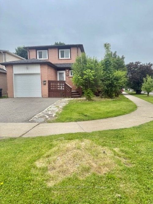 93 Martindale Cres, Brampton, ON, L6X2T8 | Card Image