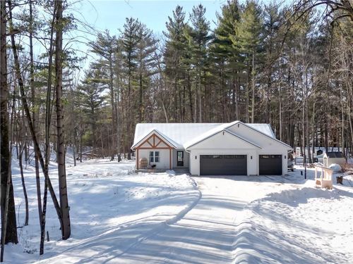 E10034 331st Ave, Eau Claire, WI, 54703-7117 | Card Image