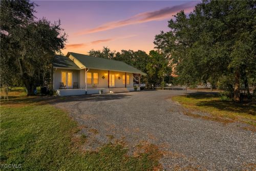 140 N Brida St, Clewiston, FL, 33440-8737 | Card Image