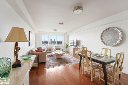 13fw-11 Riverside Dr, New York, NY, 10023-1221 | Card Image