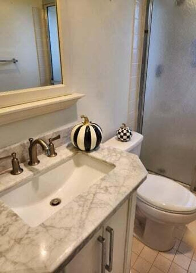 4685 Laurel Tree Rd, Condo with 2 bedrooms, 2 bathrooms and null parking in Boynton Beach FL | Image 13