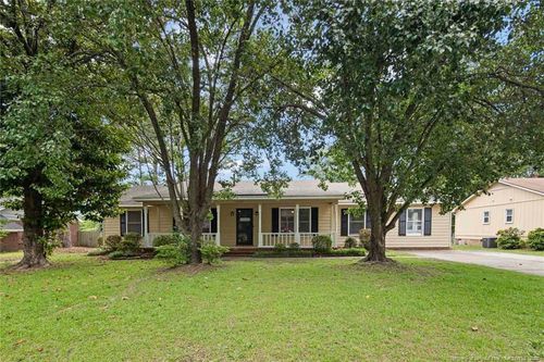 2109 Lothbury Dr, Fayetteville, NC, 28304-5669 | Card Image