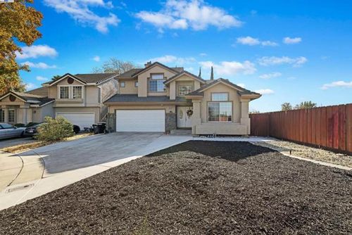  Falcon Ct, Tracy, CA, 95376 | Card Image