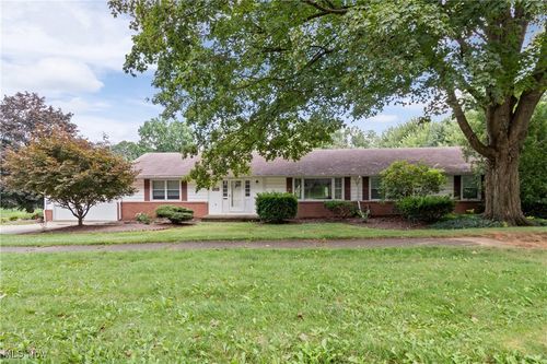 2011 Christmas Run Blvd, Wooster, OH, 44691-1513 | Card Image